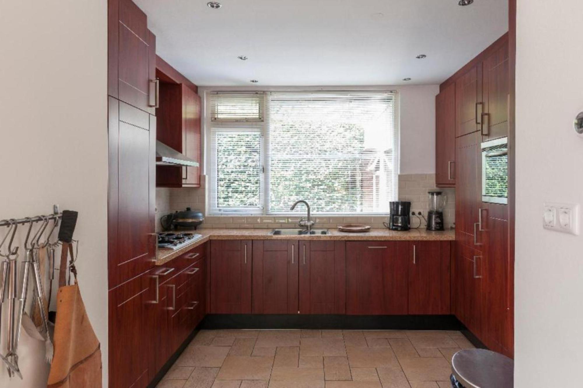 Ground Floor And Twin Bedroom In Luxurious Villa With Beautiful Garden Very Near Tue And Centre Eindhove Kültér fotó