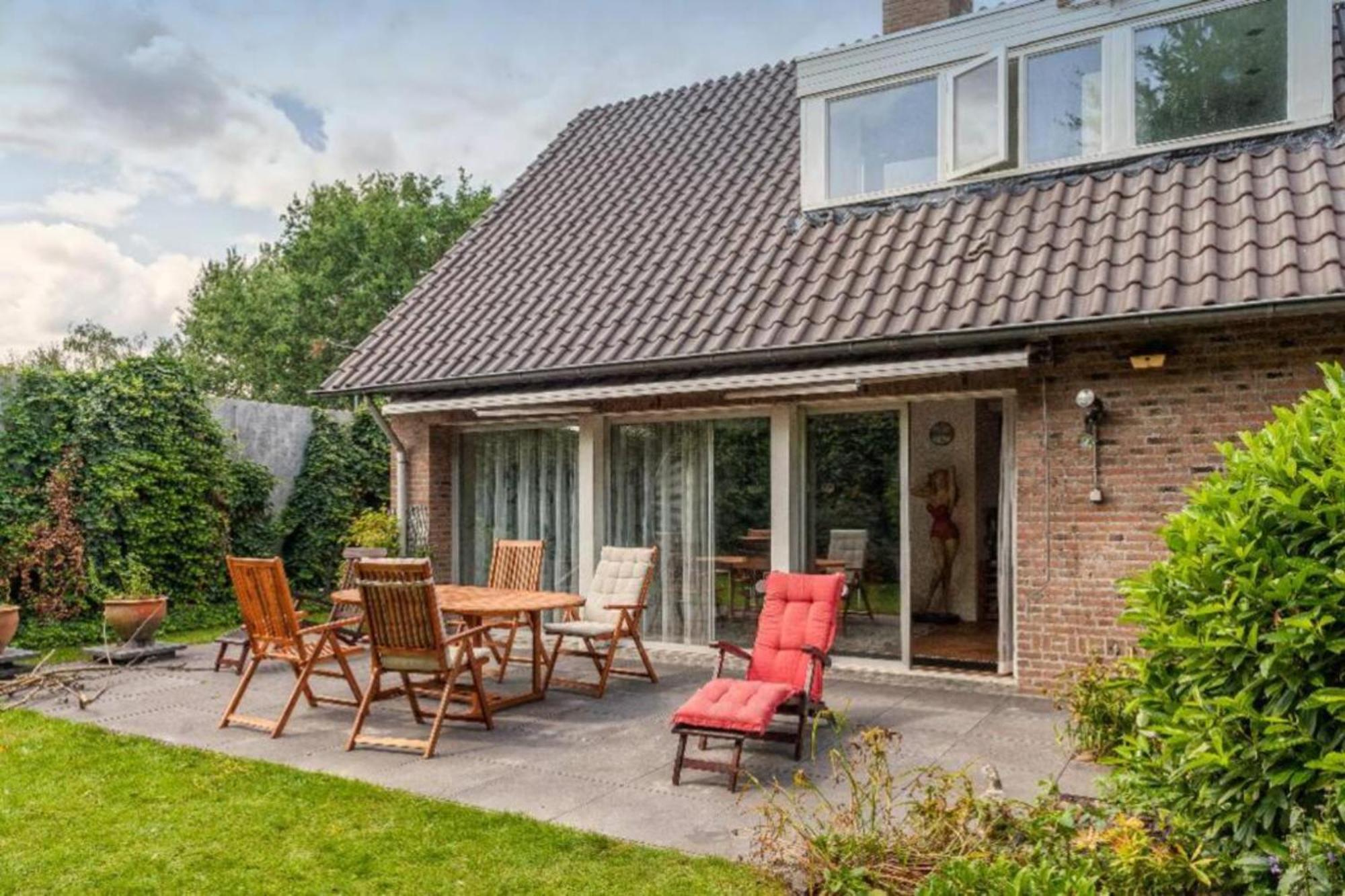 Ground Floor And Twin Bedroom In Luxurious Villa With Beautiful Garden Very Near Tue And Centre Eindhove Kültér fotó